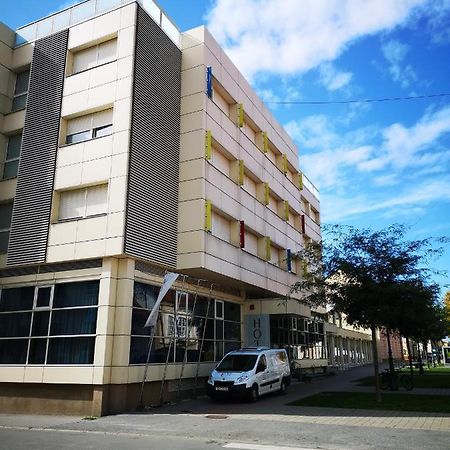 Hotel Central Bjelovar Exterior foto